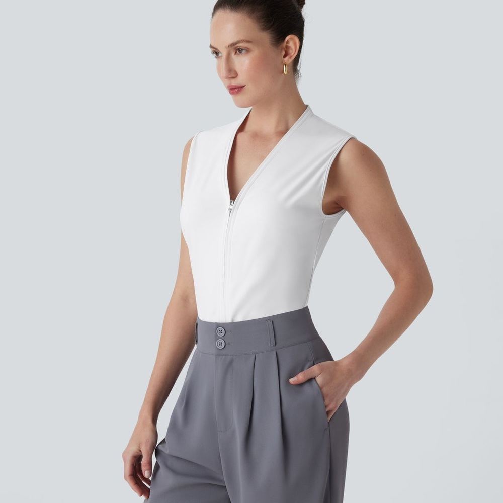 NWT Halara SoftlyZero Airy V-Neck White Blouse Size L - Picture 5 of 9